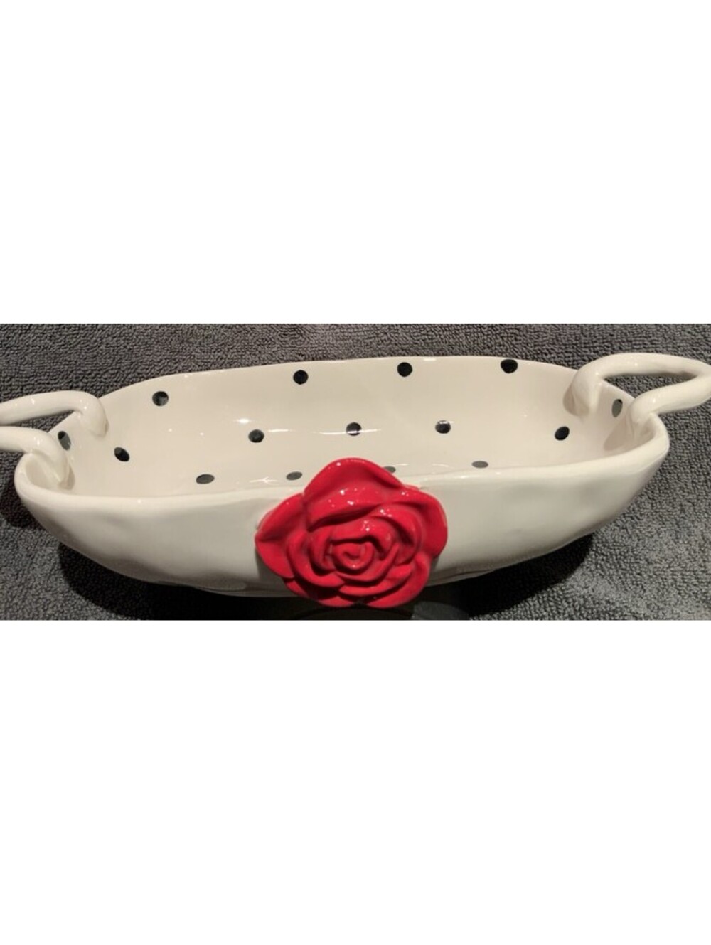 Feegave Double Handled 10”x 5” Polka Dot Baking Dish with 3D Rose Emblem